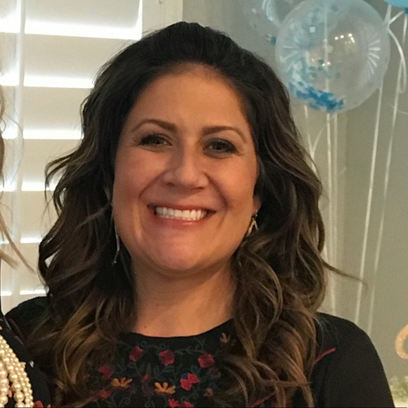 Meet your Posher, Sheshelly - Picture 1 of 1